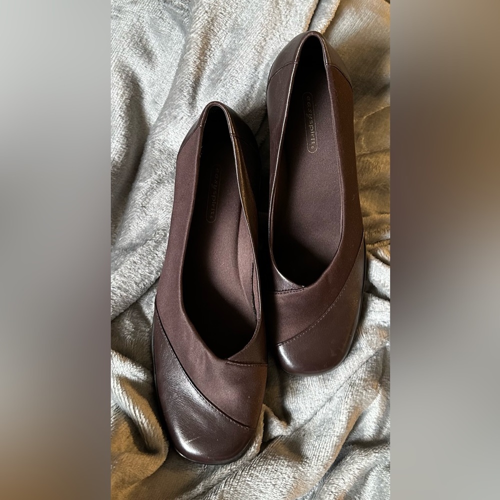 Easy Spirit Joy Jumper Wedge Heel shoes 8.5 BRAND NEW Formal slip on Padded